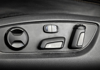 Подержанный автомобиль Volkswagen Touareg 2018 года (21 фото)