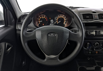 Подержанный автомобиль LADA (ВАЗ) Granta Sedan 2024 года (22 фото)
