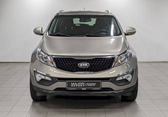 Подержанный автомобиль Kia Sportage 2014 года (2 фото)