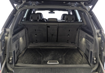 Подержанный автомобиль BMW X5 2022 года (10 фото)