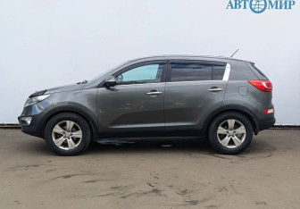 Подержанный автомобиль Kia Sportage 2011 года (8 фото)