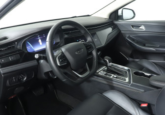 Подержанный автомобиль Omoda S5 2024 года (13 фото)
