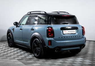 Подержанный автомобиль MINI Countryman 2021 года (7 фото)