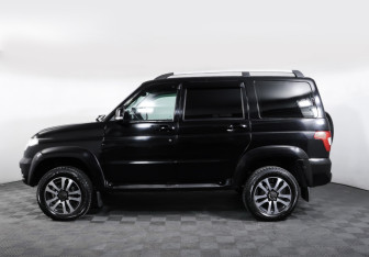 Подержанный автомобиль УАЗ Patriot 2021 года (8 фото)