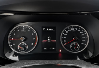 Подержанный автомобиль Kia K5 2020 года (16 фото)