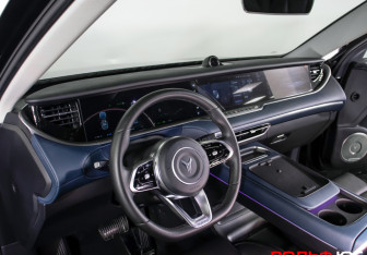 Подержанный автомобиль Voyah Free 2023 года (13 фото)