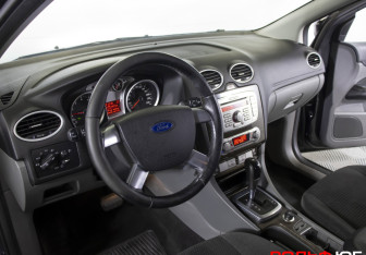 Подержанный автомобиль Ford Focus Wagon 2008 года (16 фото)