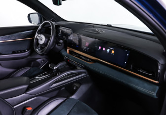 Подержанный автомобиль Geely Monjaro 2022 года (11 фото)