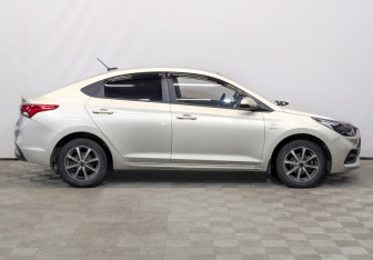 Подержанный автомобиль Hyundai Solaris Sedan 2019 года (4 фото)