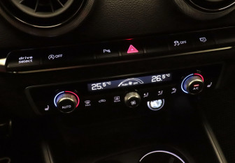 Подержанный автомобиль Audi A3 Sedan 2019 года (15 фото)