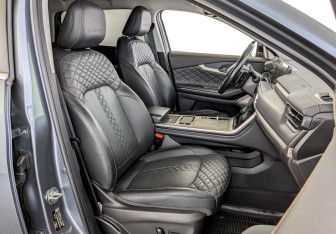 Подержанный автомобиль Exeed TXL 2021 года (24 фото)