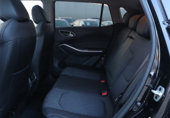 Подержанный автомобиль Москвич 3 2024 года (9 фото)