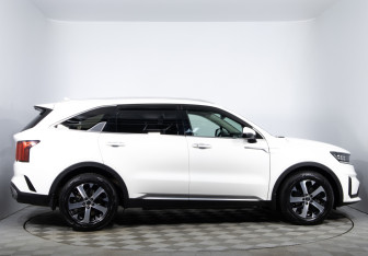 Подержанный автомобиль Kia Sorento 2020 года (4 фото)