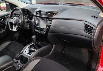 Подержанный автомобиль Nissan Qashqai 2020 года (7 фото)