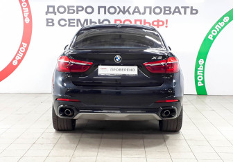 Подержанный автомобиль BMW X6 2016 года (5 фото)