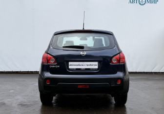Подержанный автомобиль Nissan Qashqai 2007 года (6 фото)