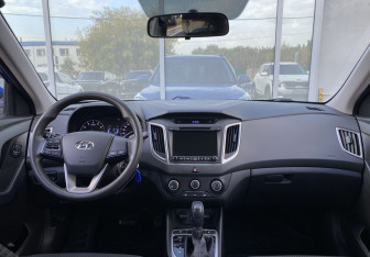 Подержанный автомобиль Hyundai Creta 2018 года (11 фото)