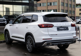 Подержанный автомобиль Chery Tiggo 8 Pro 2021 года (4 фото)