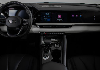 Подержанный автомобиль Geely Monjaro 2023 года (11 фото)