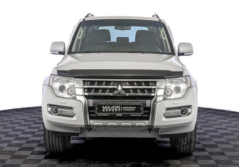 Подержанный автомобиль Mitsubishi Pajero 2018 года (2 фото)