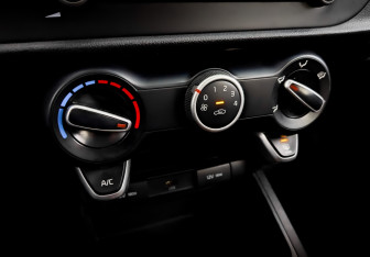 Подержанный автомобиль Kia Rio Hatchback 2021 года (26 фото)