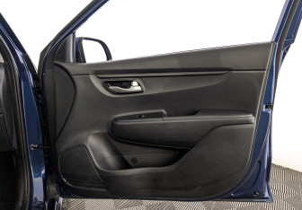 Подержанный автомобиль Kia Rio Hatchback 2021 года (25 фото)