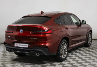 Подержанный автомобиль BMW X4 2021 года (5 фото)