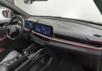 Подержанный автомобиль Geely Coolray 2024 года (21 фото)