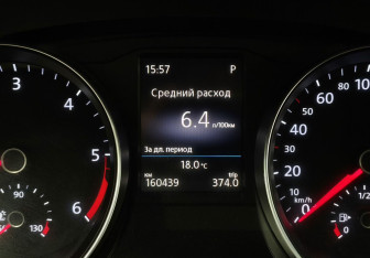 Подержанный автомобиль Volkswagen Passat Sedan 2017 года (17 фото)