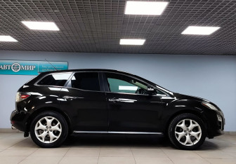 Подержанный автомобиль Mazda CX-7 2010 года (4 фото)