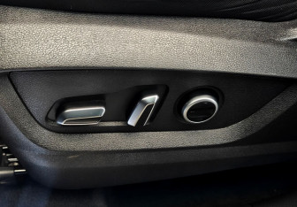 Подержанный автомобиль Chery Tiggo 8 Pro Max 2023 года (19 фото)