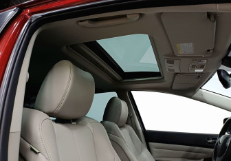 Подержанный автомобиль Mazda CX-7 2011 года (25 фото)