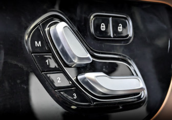 Подержанный автомобиль Exeed VX 2023 года (20 фото)