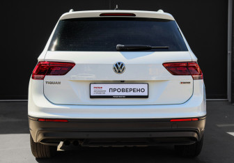 Подержанный автомобиль Volkswagen Tiguan 2019 года (5 фото)