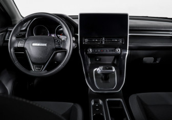 Подержанный автомобиль Haval M6 2023 года (12 фото)
