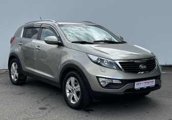 Подержанный автомобиль Kia Sportage 2013 года (3 фото)