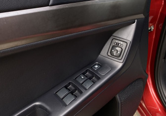 Подержанный автомобиль Mitsubishi Lancer Sedan 2012 года (17 фото)