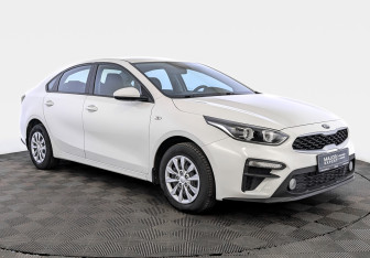 Подержанный автомобиль Kia Cerato Sedan 2019 года (3 фото)