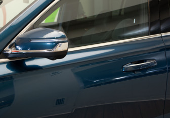 Подержанный автомобиль Geely Monjaro 2023 года (37 фото)