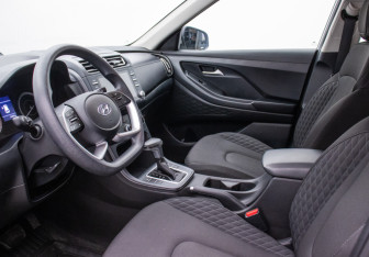 Подержанный автомобиль Hyundai Creta 2021 года (9 фото)