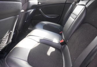 Подержанный автомобиль Citroen C5 Sedan 2011 года (10 фото)