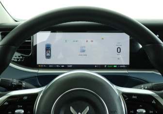 Подержанный автомобиль Voyah Free 2023 года (11 фото)