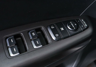 Подержанный автомобиль Kia Sportage 2016 года (18 фото)