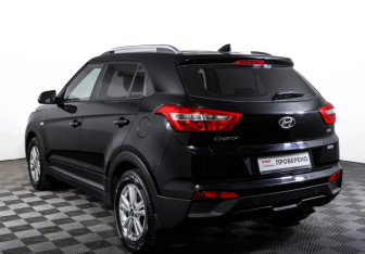 Подержанный автомобиль Hyundai Creta 2016 года (7 фото)