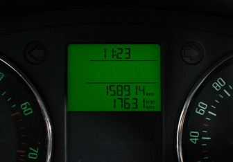 Подержанный автомобиль Skoda Fabia Hatchback 2012 года (12 фото)