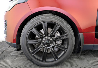Подержанный автомобиль Land Rover Range Rover 2021 года (18 фото)