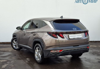 Подержанный автомобиль Hyundai Tucson 2021 года (7 фото)