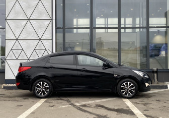 Подержанный автомобиль Hyundai Solaris Sedan 2016 года (4 фото)