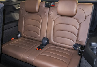 Подержанный автомобиль Skoda Kodiaq 2023 года (11 фото)