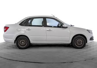 Подержанный автомобиль LADA (ВАЗ) Granta Sedan 2022 года (4 фото)